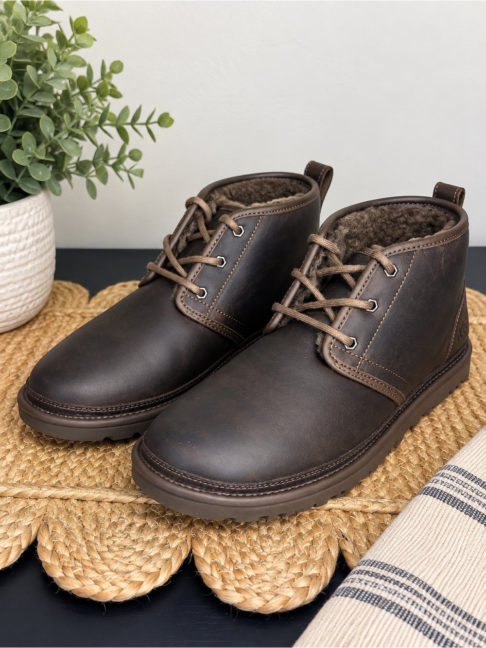 UGG Neumel Leather Chukka Boots Brown Men’s Size 9 #61